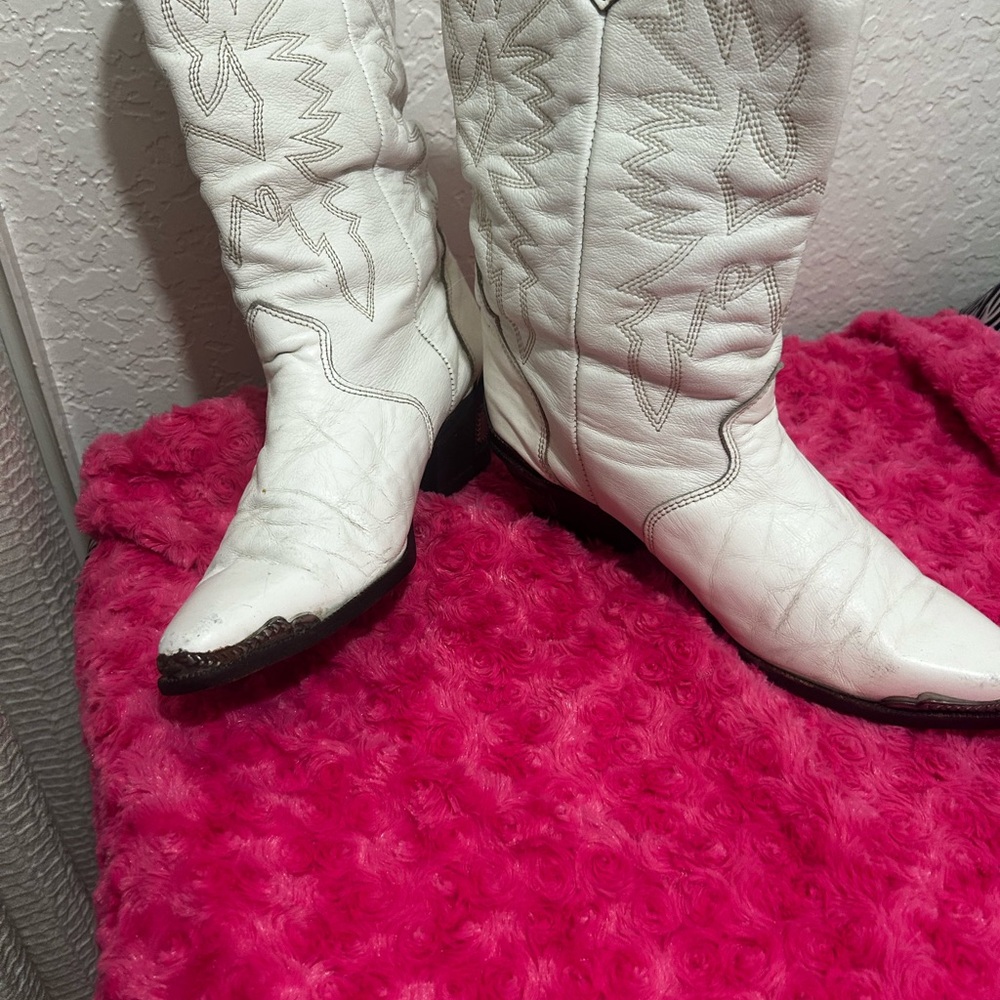 Cute vintage zodiac boots sz 81/2